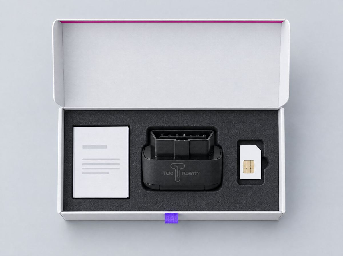 Coffret du traceur avec carte SIM et notice d’activation